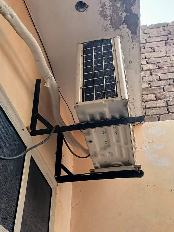 very good condition sada aisi hai inverter Nahin 03007879342 Kenwood 0
