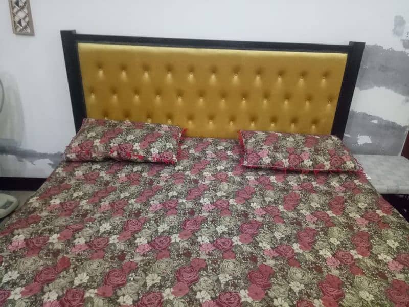Iron Wrought Bed With Golden Poshish 2