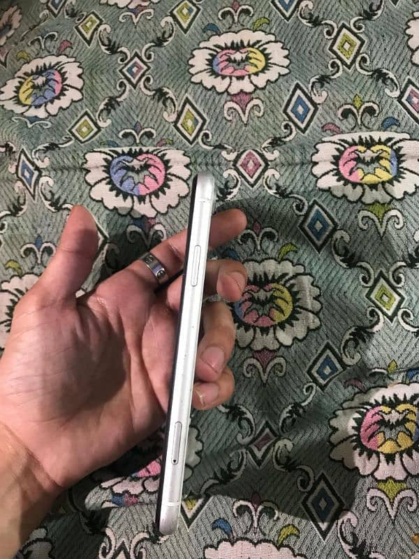 iPhone xr jv 6
