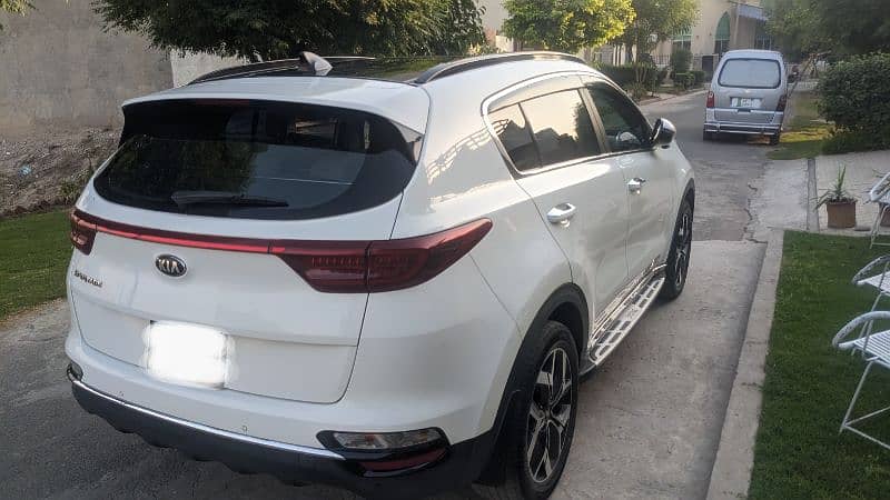KIA Sportage 2022 8
