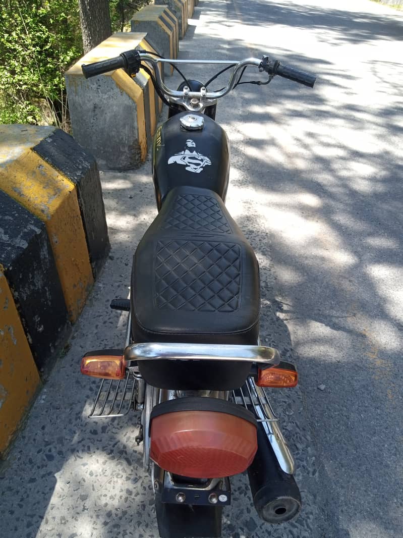 Honda CG 125 2012 4