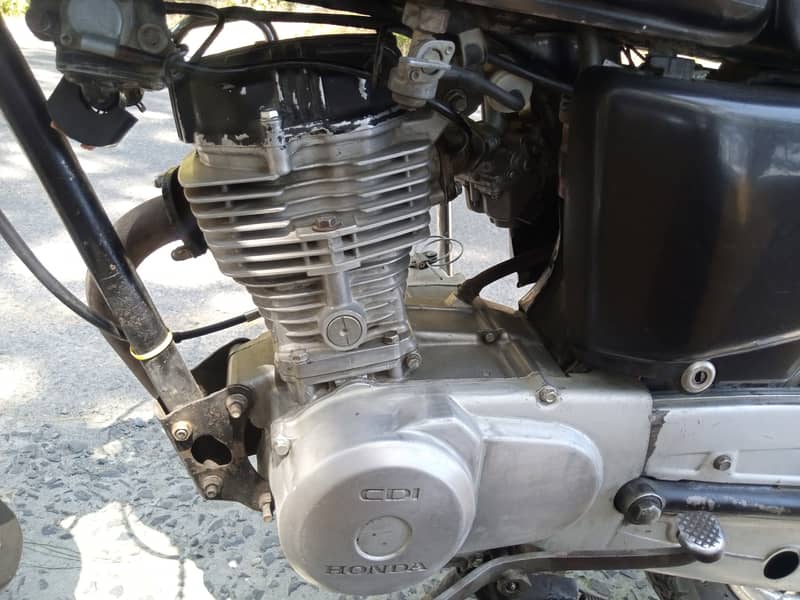 Honda CG 125 2012 7
