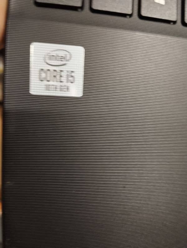 Dynabook satellite Pro L50-G-13F i5-10th gen 4