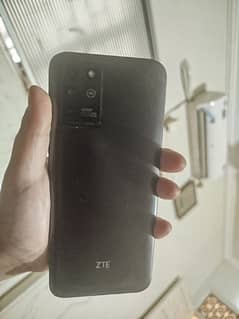 Zte blade v30 128/4Gb