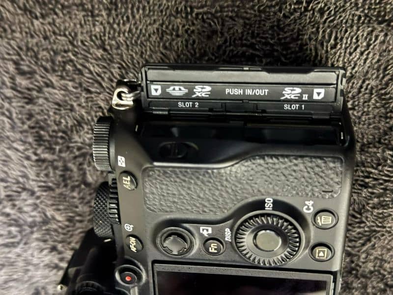 Sony Alpha 7 III 6