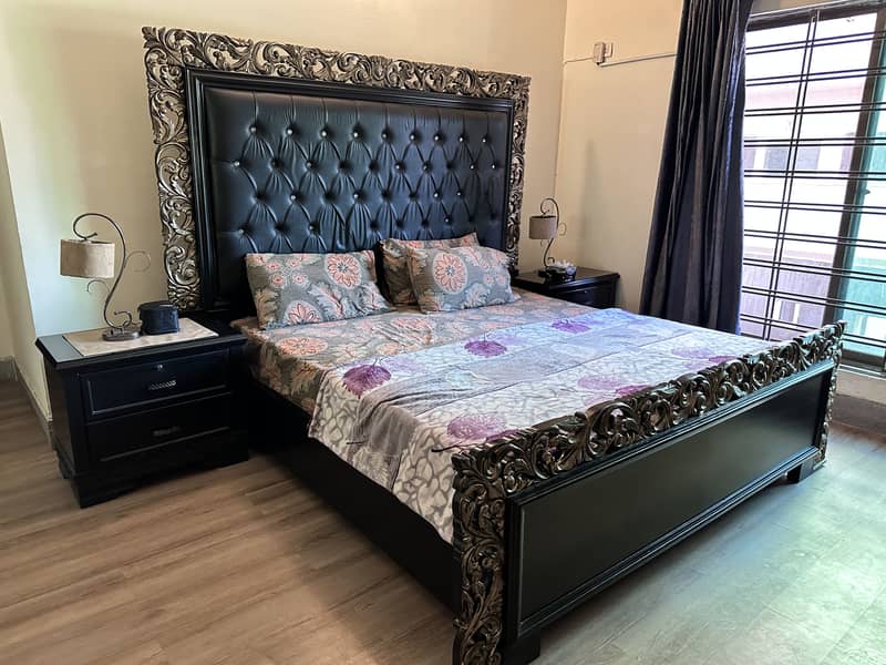 Pure Shesham Bed & Dressing Set 0