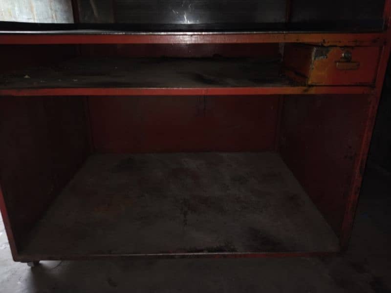 5 ft by 3 ft counter for available 2