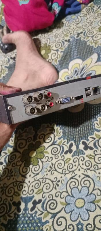 dahua DVR CCTV camera video recorder 4 channels with 500 GB hard disk 4