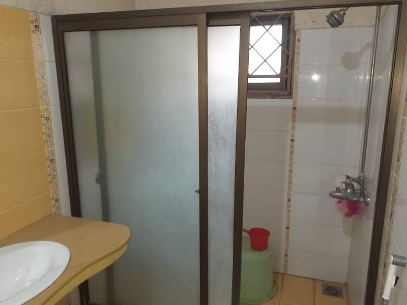 Good Location Portion Is For Rent 12