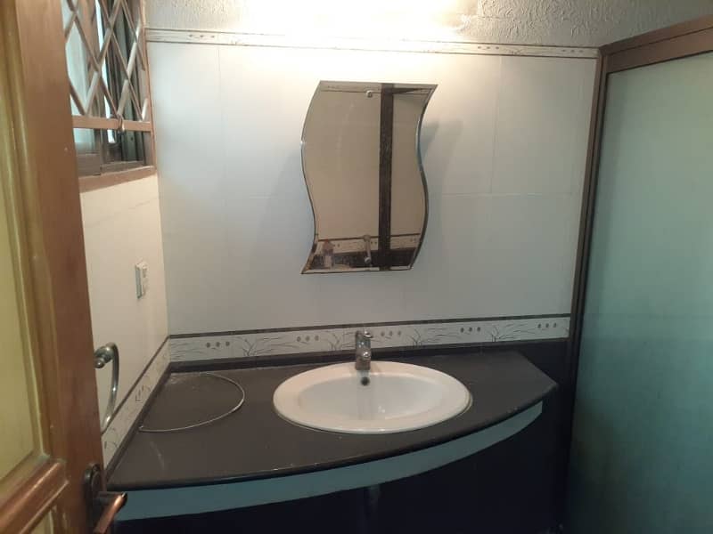 Good Location Portion Is For Rent 14