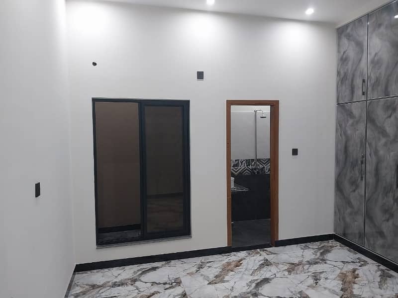 A 7 Marla Flat Has Landed On Market In Cavalry Ground Of Cavalry Ground 6