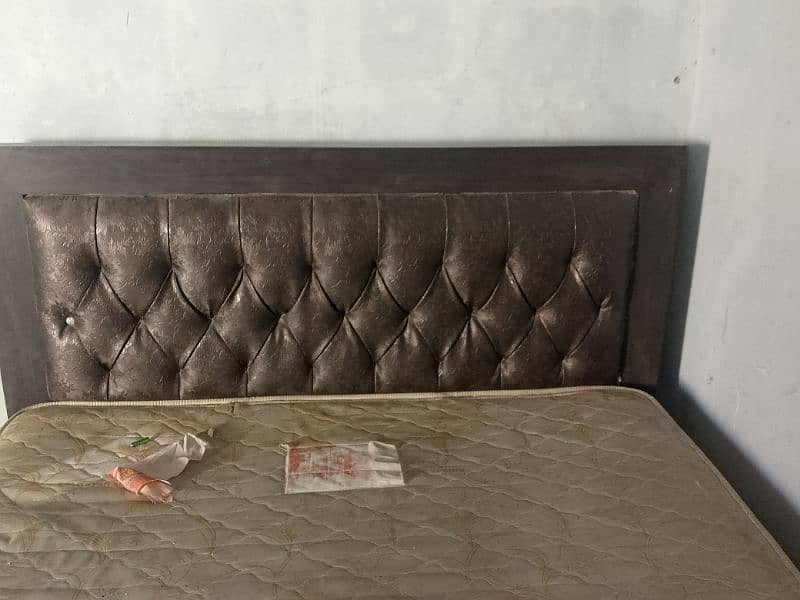7/6 feat bed with mattress condition 10/8 WhatsApp number 03240206069 1
