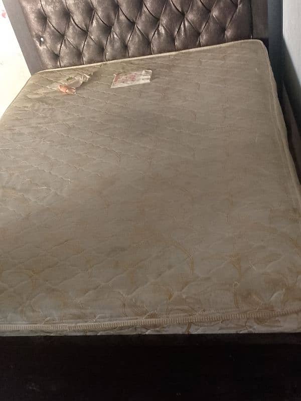 7/6 feat bed with mattress condition 10/8 WhatsApp number 03240206069 4