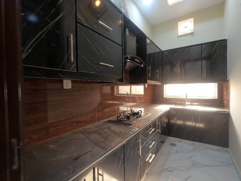 Reserve A Prime Location House Now In Central Park - Block B 13