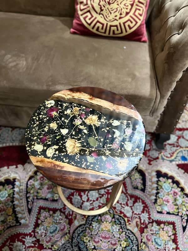 coffee table 0