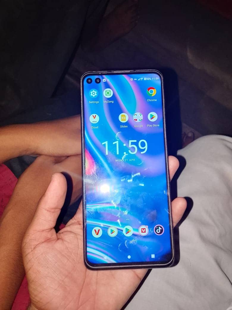 Motorola One 5G 0