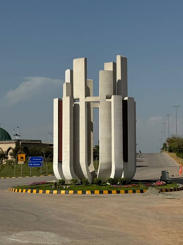 1 Kanal Residential Plot For Sale In The Perfect Location Of DHA Phase 5 - Sector A 0