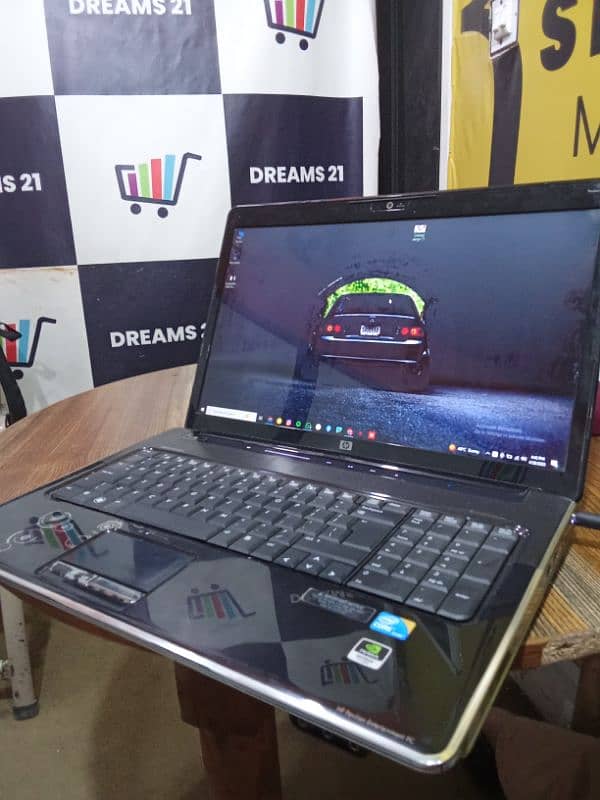 HP laptop  i7 8 gb ram 0