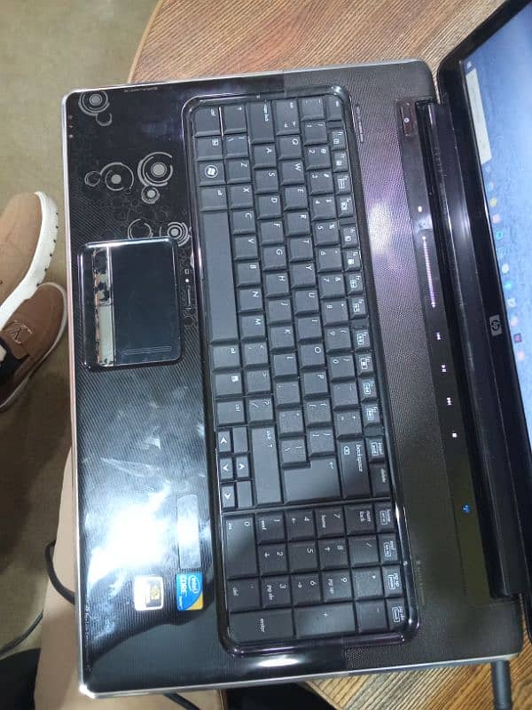 HP laptop  i7 8 gb ram 1