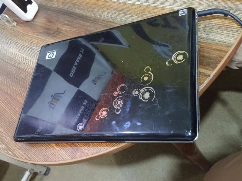 HP laptop  i7 8 gb ram 3