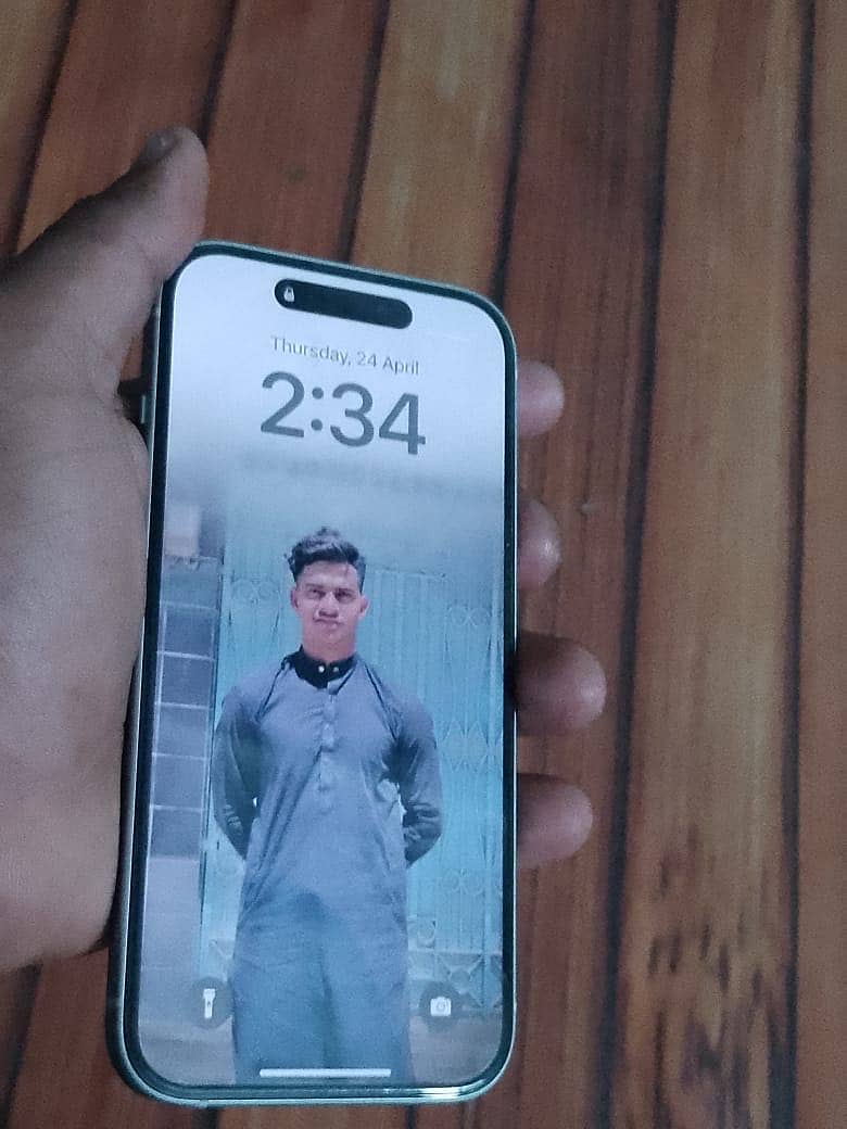 iPhone 15 jv with box 128 gb 4