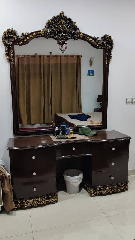 Dressing table full size 0