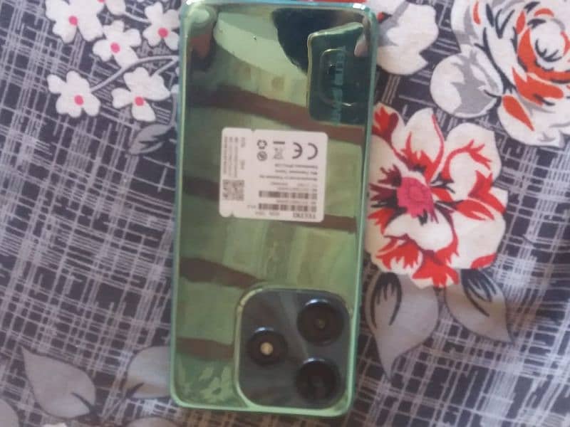 phone sell kerna laken is ma koi masala be nahe ba 10 by 10 condition 6