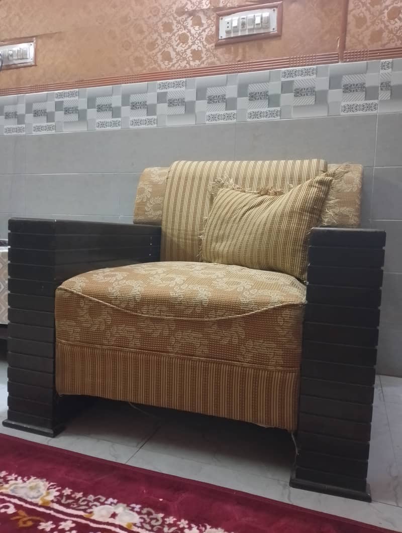 7 seater sofa for sale 0