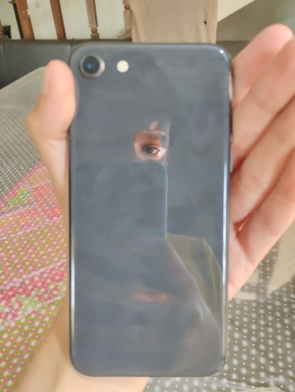 iPhone 8 (64GB) –  No Faults – Black Color 1