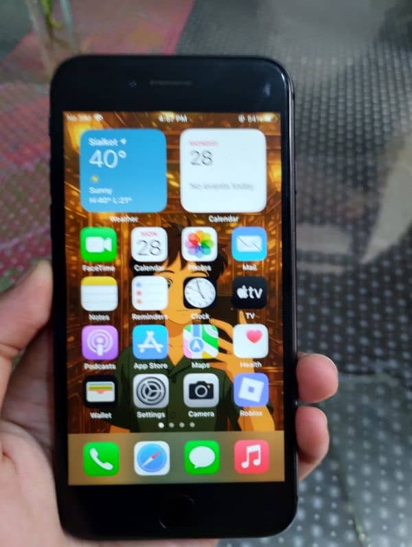 iPhone 8 (64GB) –  No Faults – Black Color 4