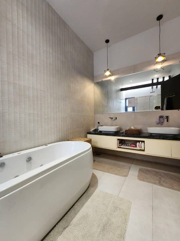 Luxury 500 Yards Bungalow for Sale 5 Bedrooms, Swimming Pool, Basement | DHA Phase 6 2