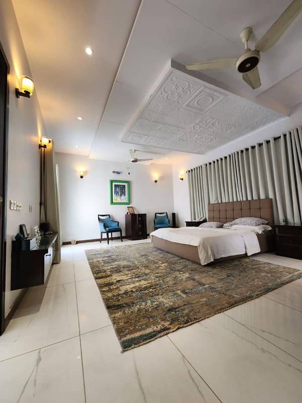 Luxury 500 Yards Bungalow for Sale 5 Bedrooms, Swimming Pool, Basement | DHA Phase 6 13
