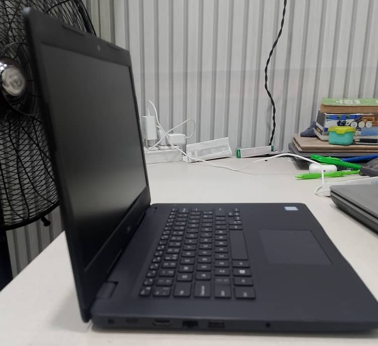 Dell Latitude 3490 - Core i5 7th Gen | 8GB RAM | 256GB SSD - Excellent 3