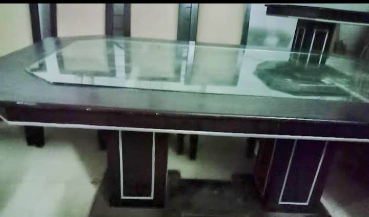 Dinning table with chairs For Sale 0