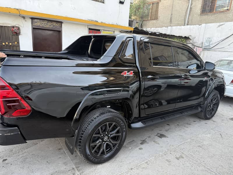 Revo 2024  Millage 14000km 4