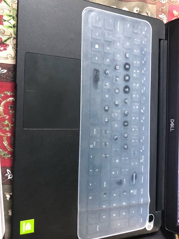 Dell core i7 8gen with graphic card 2gb 8