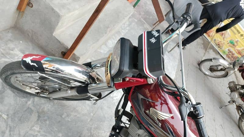 Honda 125cc 3