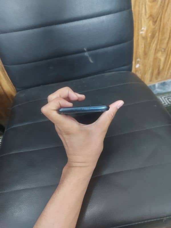 INFINIX HOT 10 (2 SETS AVAILABLE) 5