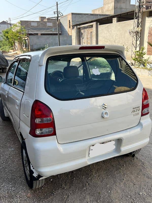 Suzuki Alto 2011 4