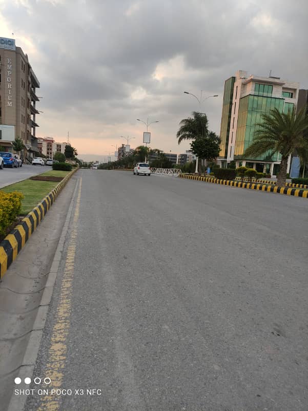 Prime Location Plot For Sale 0