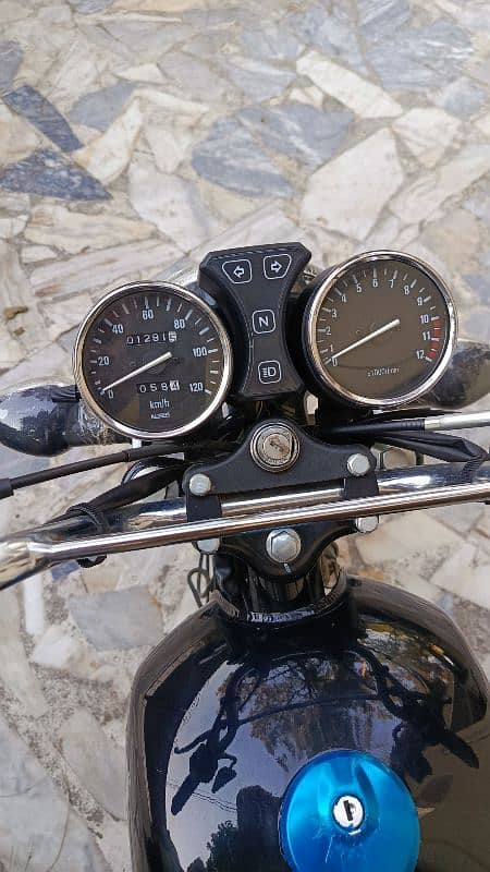 SUZUKI GS 150cc 1