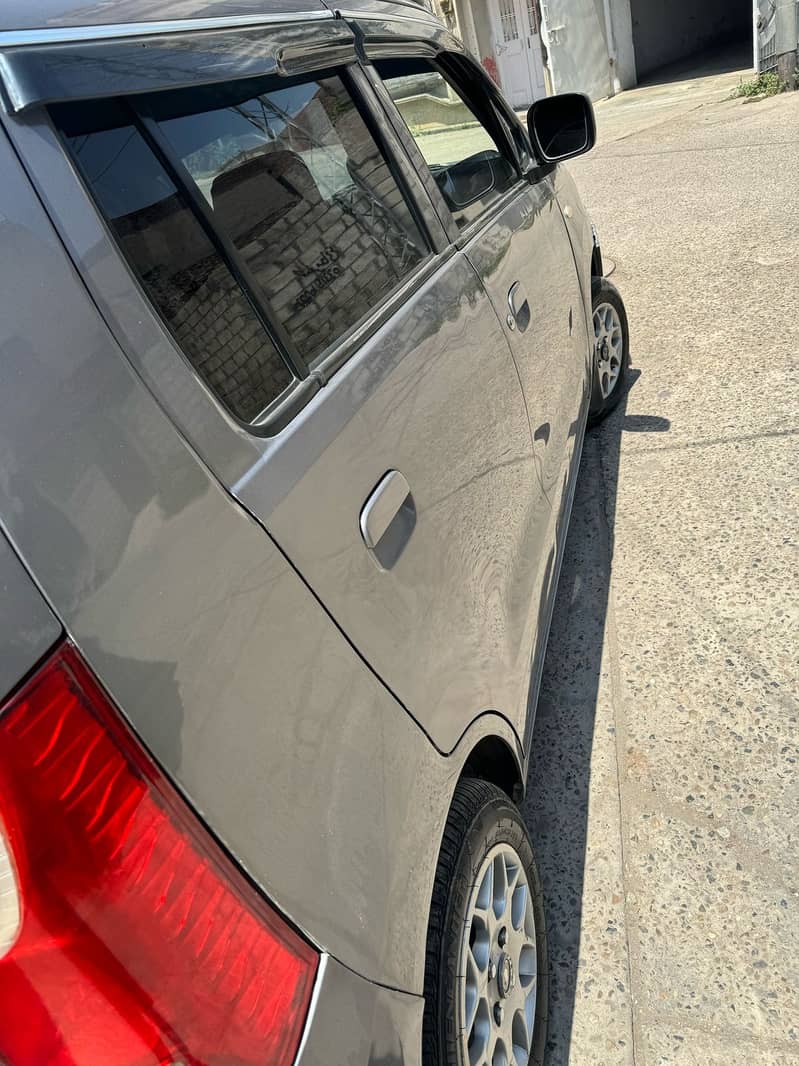 Suzuki Wagon R 2016 1
