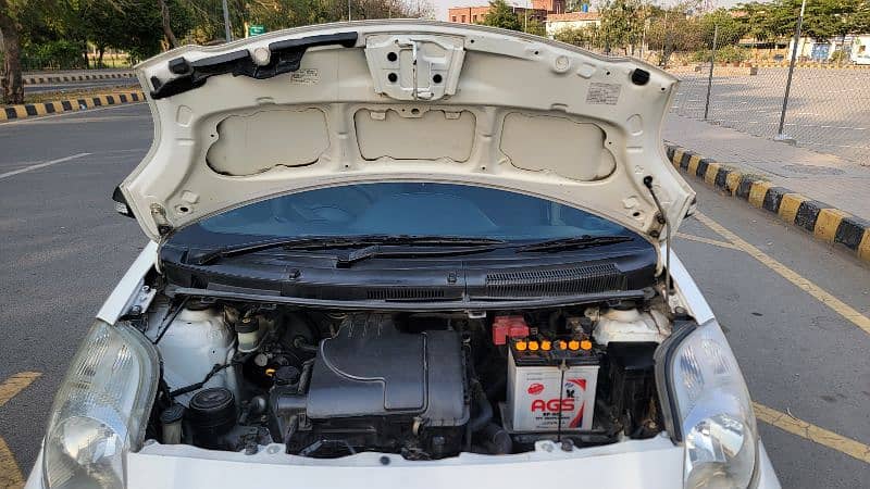 Toyota Vitz 2009 Full option 4