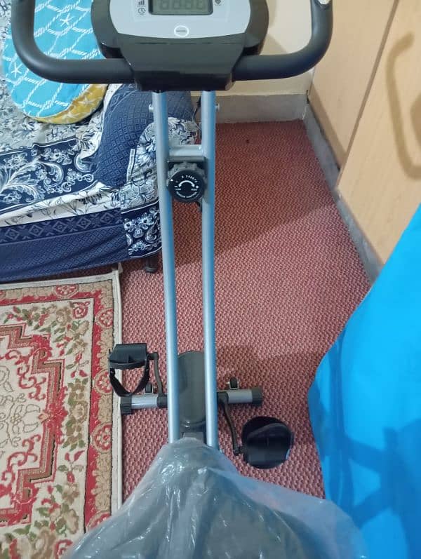 Brand new Elliptical 5