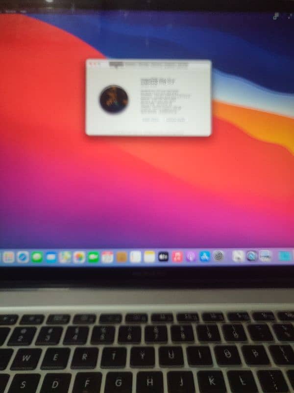 MacBook pro 17 inch (128 + 1TB) 1