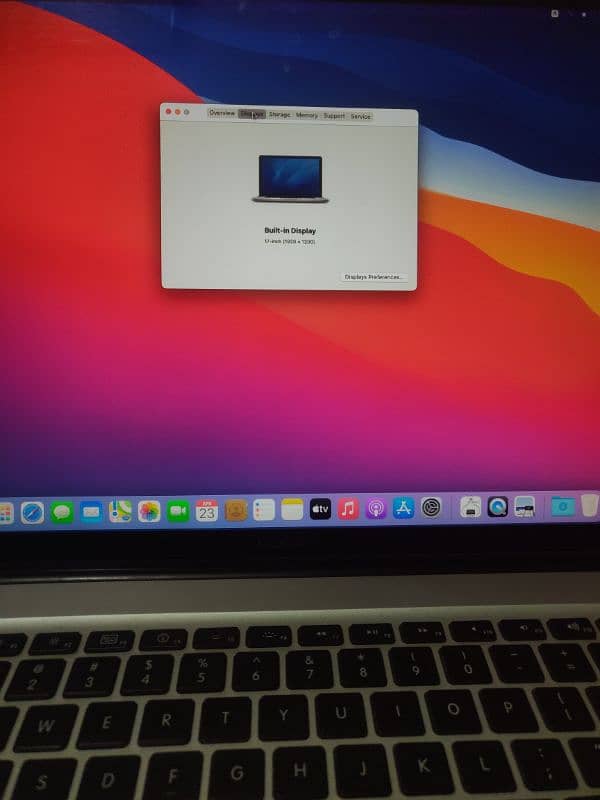 MacBook pro 17 inch (128 + 1TB) 3