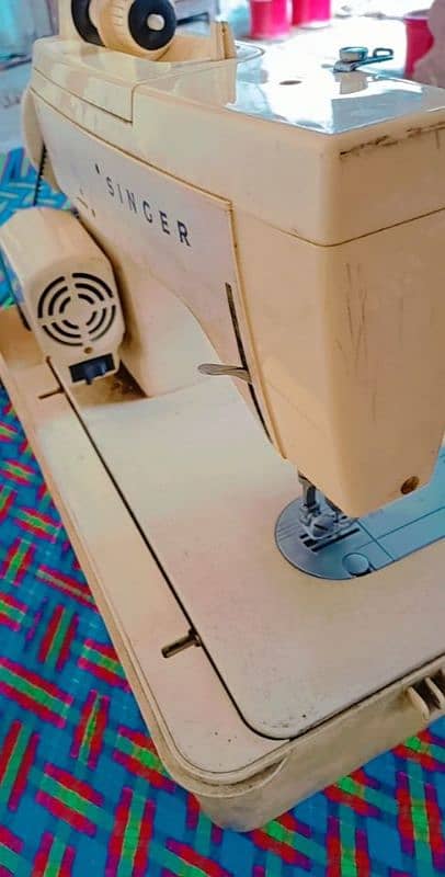 disk sewing machine 2