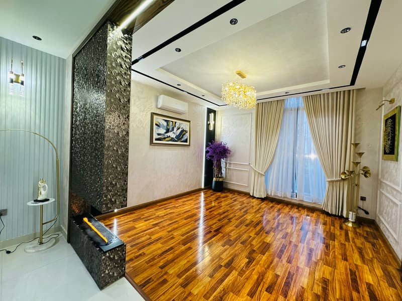 13 Marla New House Available For Sale In Bahria Town Lahore 4