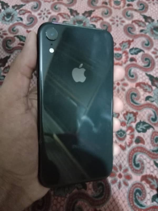 I Phone XR 2