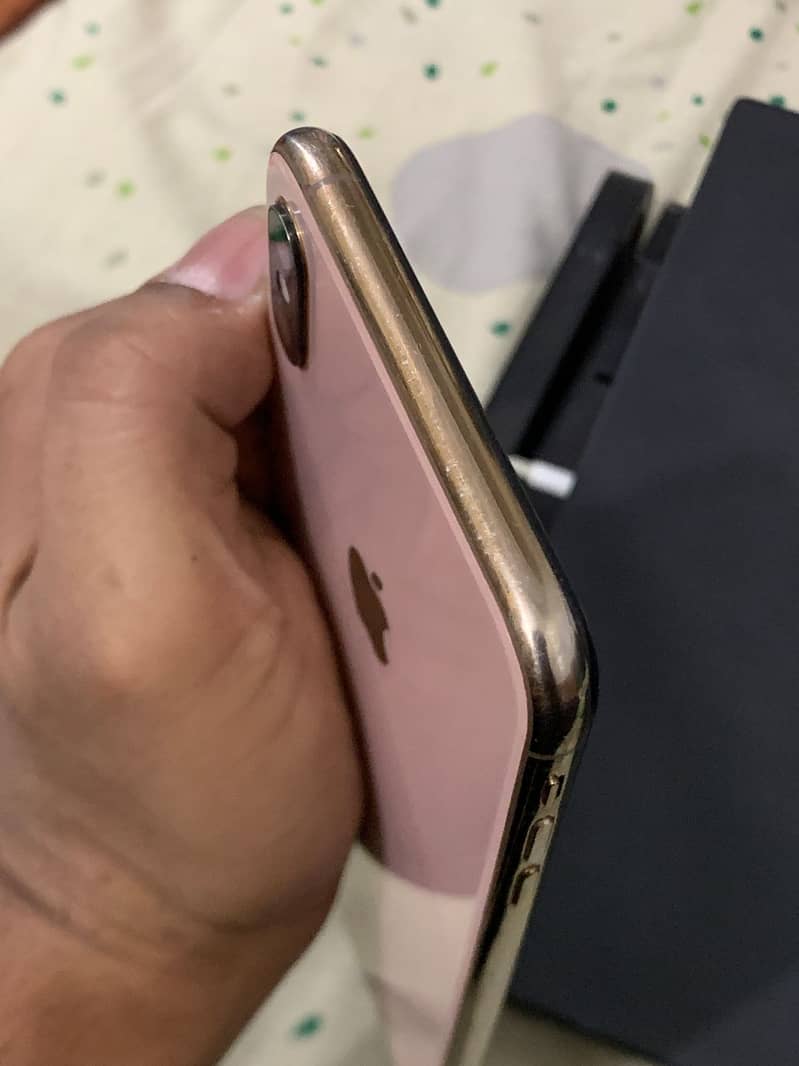 256 gb NON PTA Apple iPhone XS Max 7
